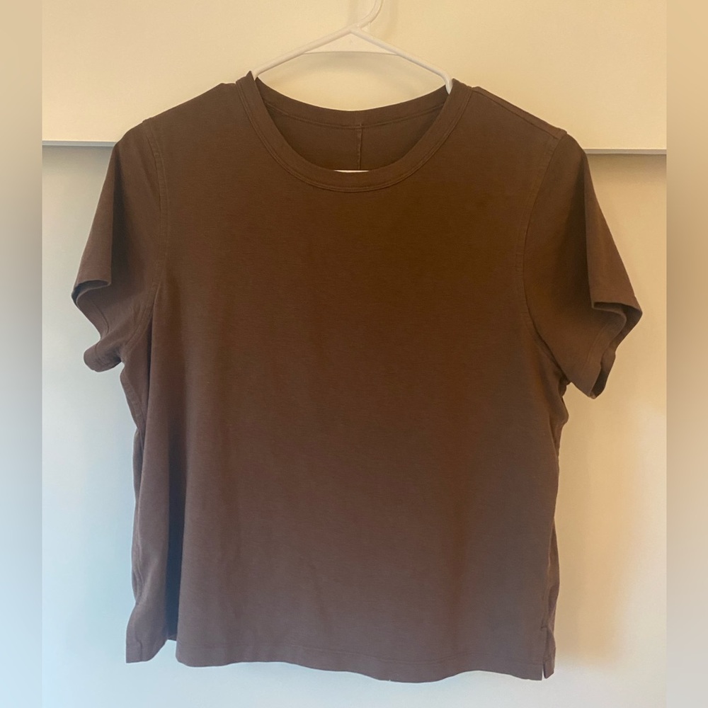 Lululemon Basic Tshirt, small